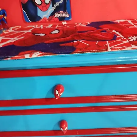 Spiderman House * Aeroporto di Catania Fontana Rossa
