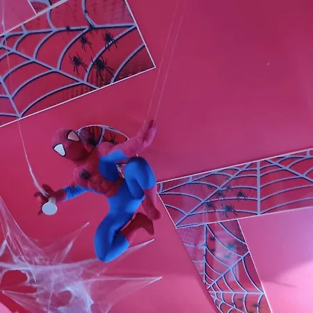Spiderman House Affittacamere Aeroporto di Catania Fontana Rossa