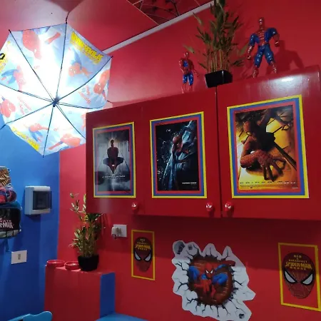 Spiderman House Pensionat