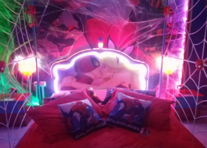 Spiderman House 卡塔尼亚